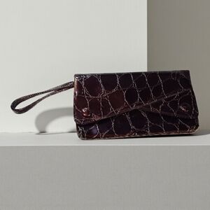 Clutch/Wristlet Fold-open Bag